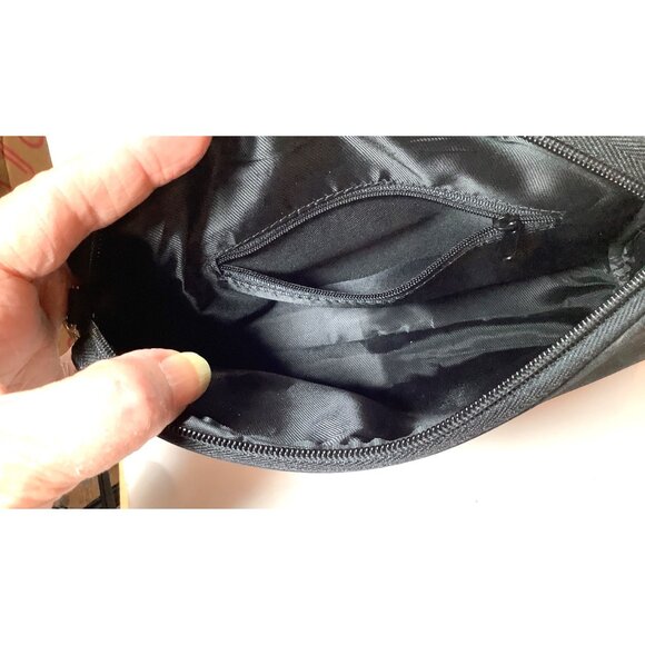 University Of Kentucky Wildcats Zip Crossbody Bag W/Embroidered Logo & Strap - Picture 9 of 10